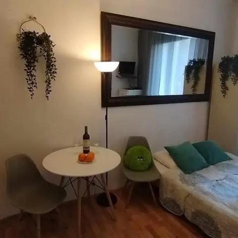 アパート Your Trip クラクフ